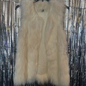 I Heart Ronson White Faux Fur Vest